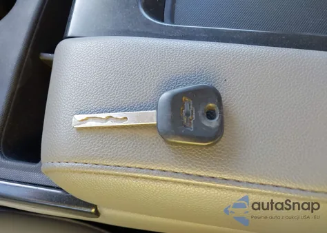 2018 Chevrolet Silverado 1500 Wt z USA, uszkodzony, nr VIN 1GCRCNEH9JZ347947